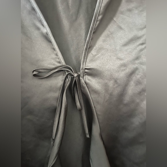 Victoria's Secret Black Oversized Tie Front LOVE Robe OSFM - Picture 5 of 6